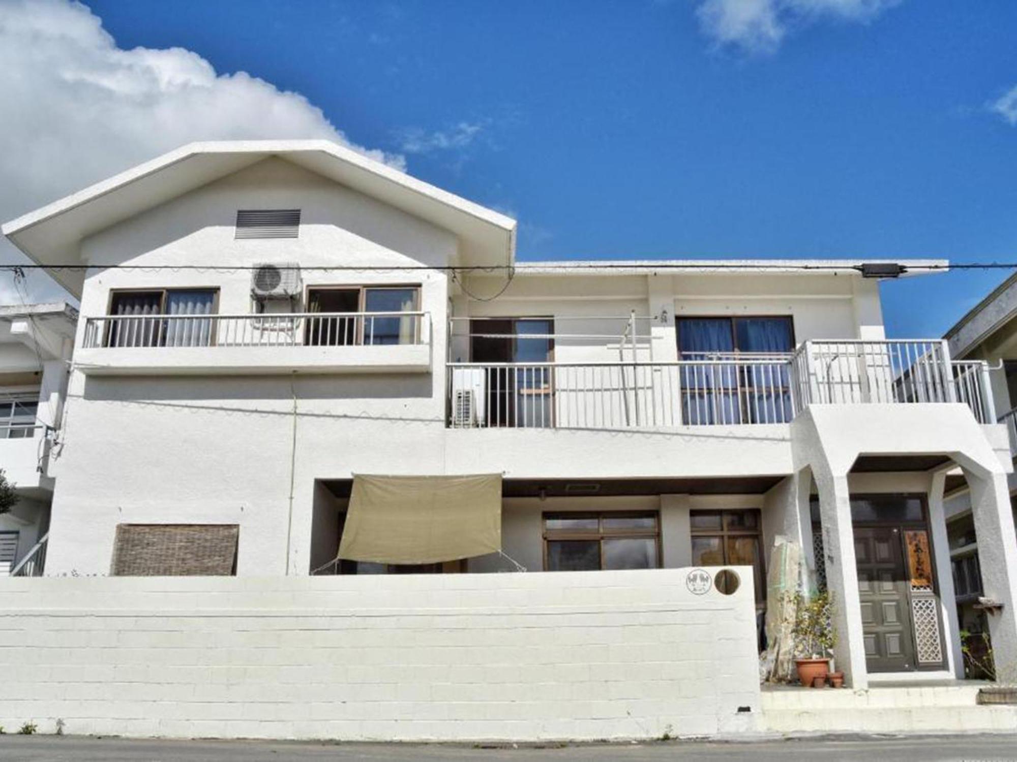 Guesthouse Asibina Ishigaki  Екстериор снимка